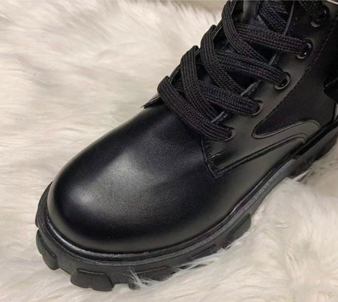 Block Villain Women's Ankle Boots
